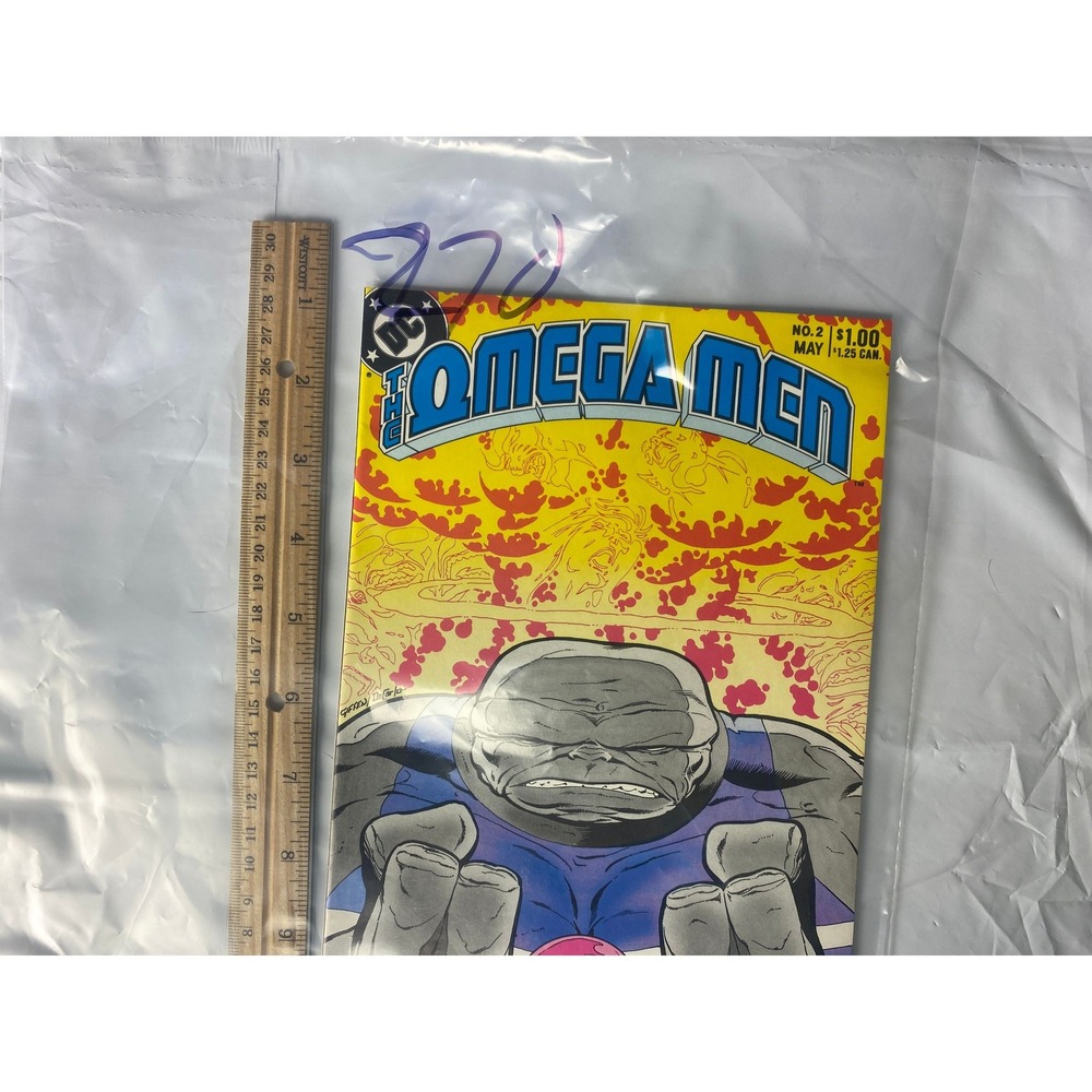 DC Comics‎ The Omega Men No 2 Comic Book May 1983